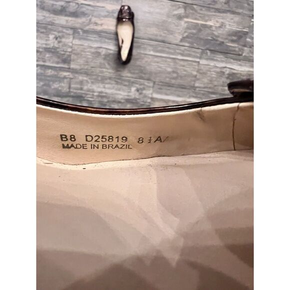 Cole Haan Womens Leopard Patent Leather Square‎ Toe Heel - Size 8B Flaws - Picture 9 of 9